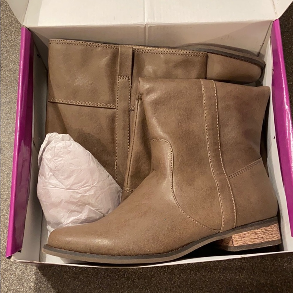 Rampage boots